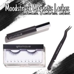 Younique magnetic eyelashes.